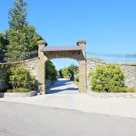 Luxurious In Piedmont With Jaccuzi Villa